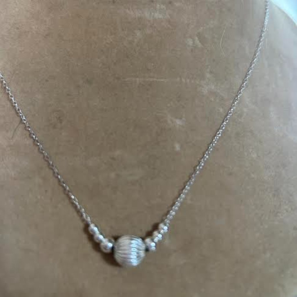 Dainty Sterling Silver Minimalist Eight Beads Necklace